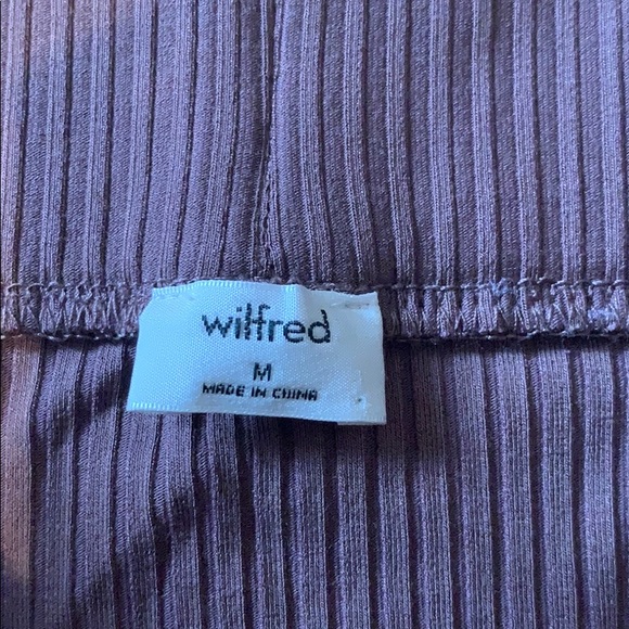 Aritzia off the shoulder long sleeve top. - Picture 2 of 3